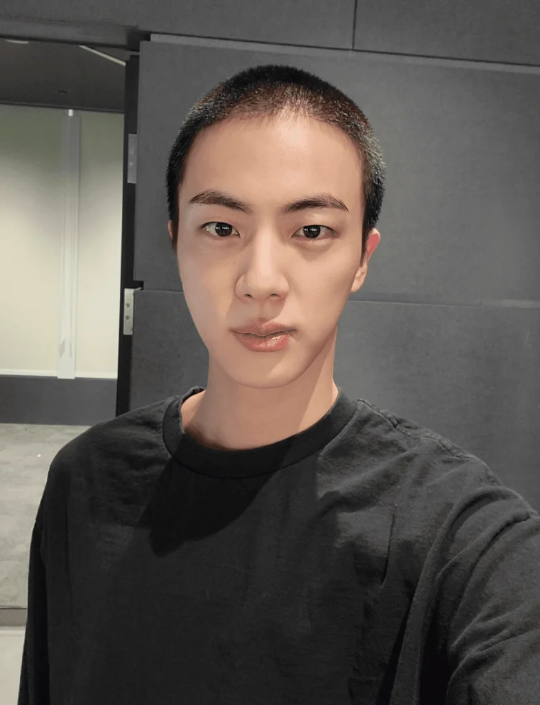 bts rm crane rasé