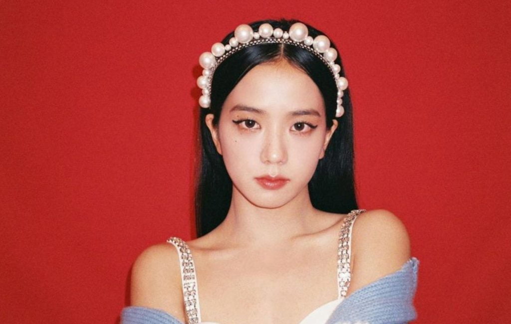 JISOO  — (BLACKPINK)