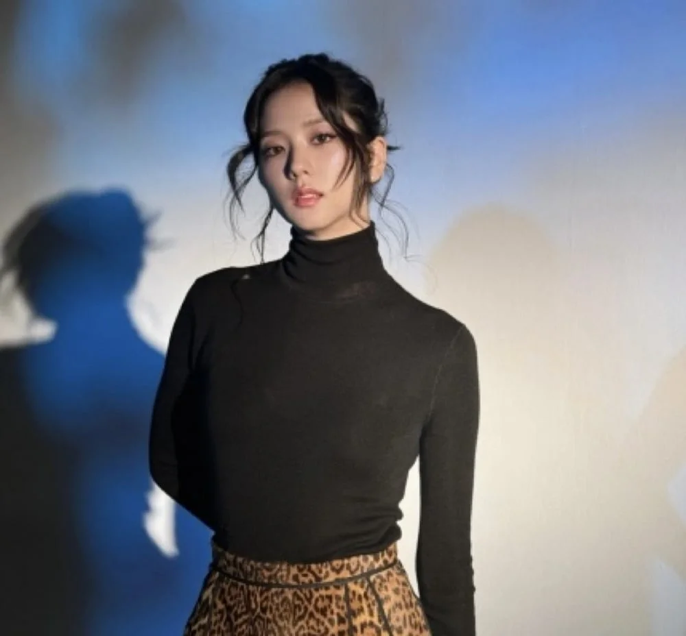 blue blue blue jisoo