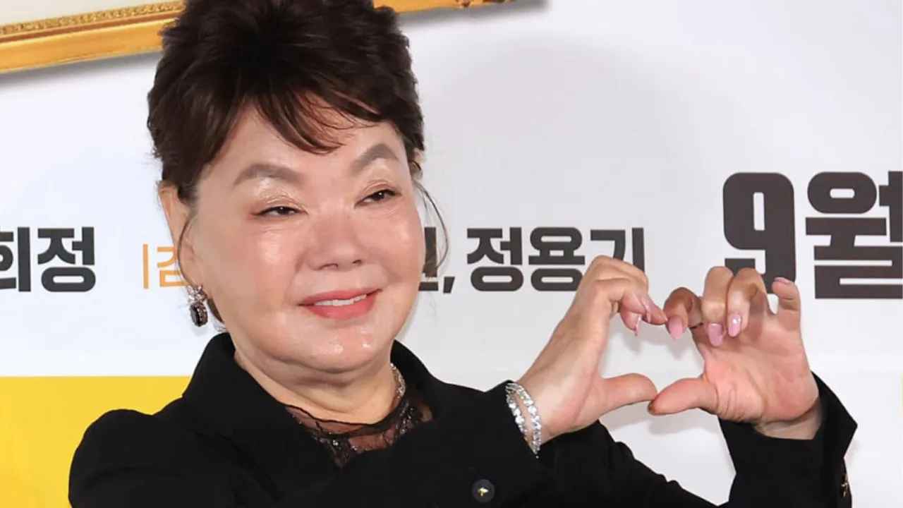 Actress-Kim-Soo-Mi