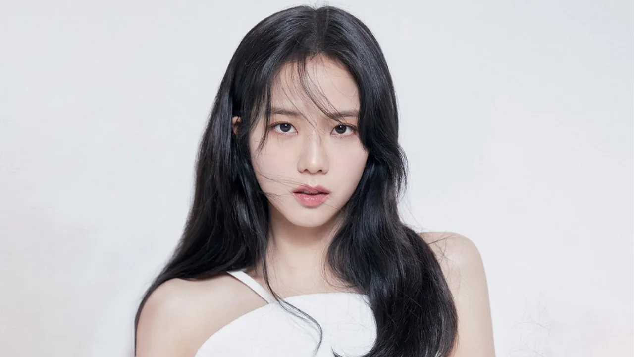 jisoo-solo