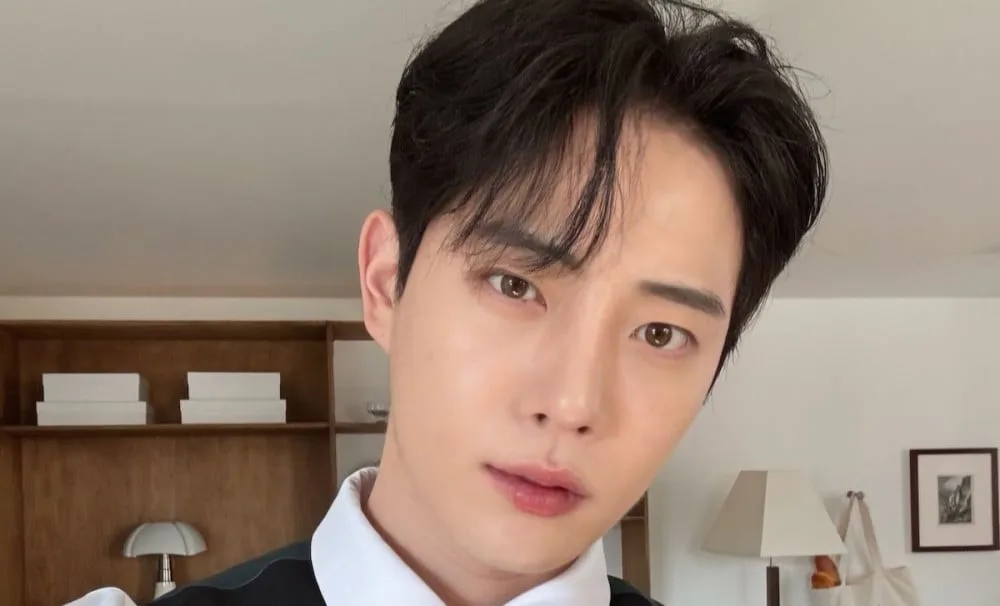 Model Kim Jong Suk