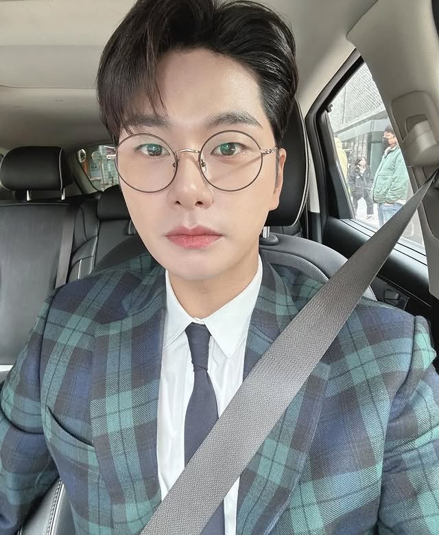 Lee Yi Kyung