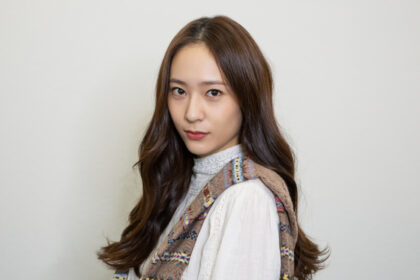 Krystal (31, Jung Soo Jung)