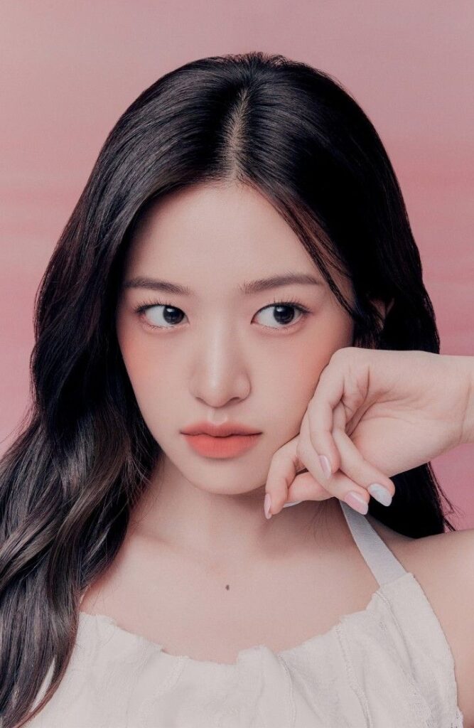 Yujin (IVE)