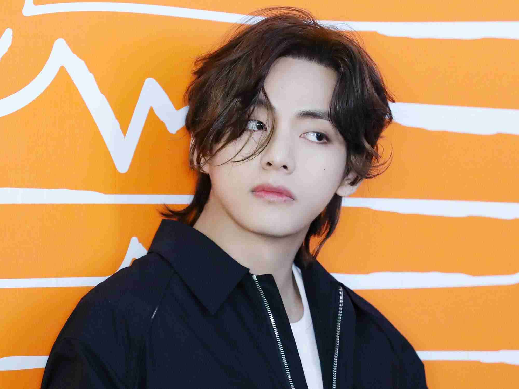 Je N'ai Pas Confiance En Mon Visage"… La Remarque Absurde De V De BTS Surprend Les Fans