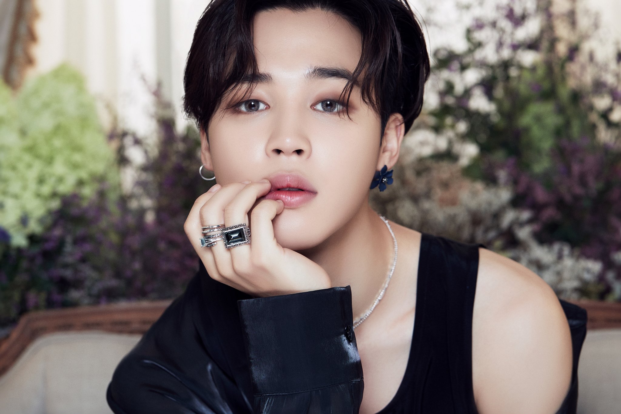 BTS : JIMIN dévoile un univers floral pour le nouvel album – KSTATION TV