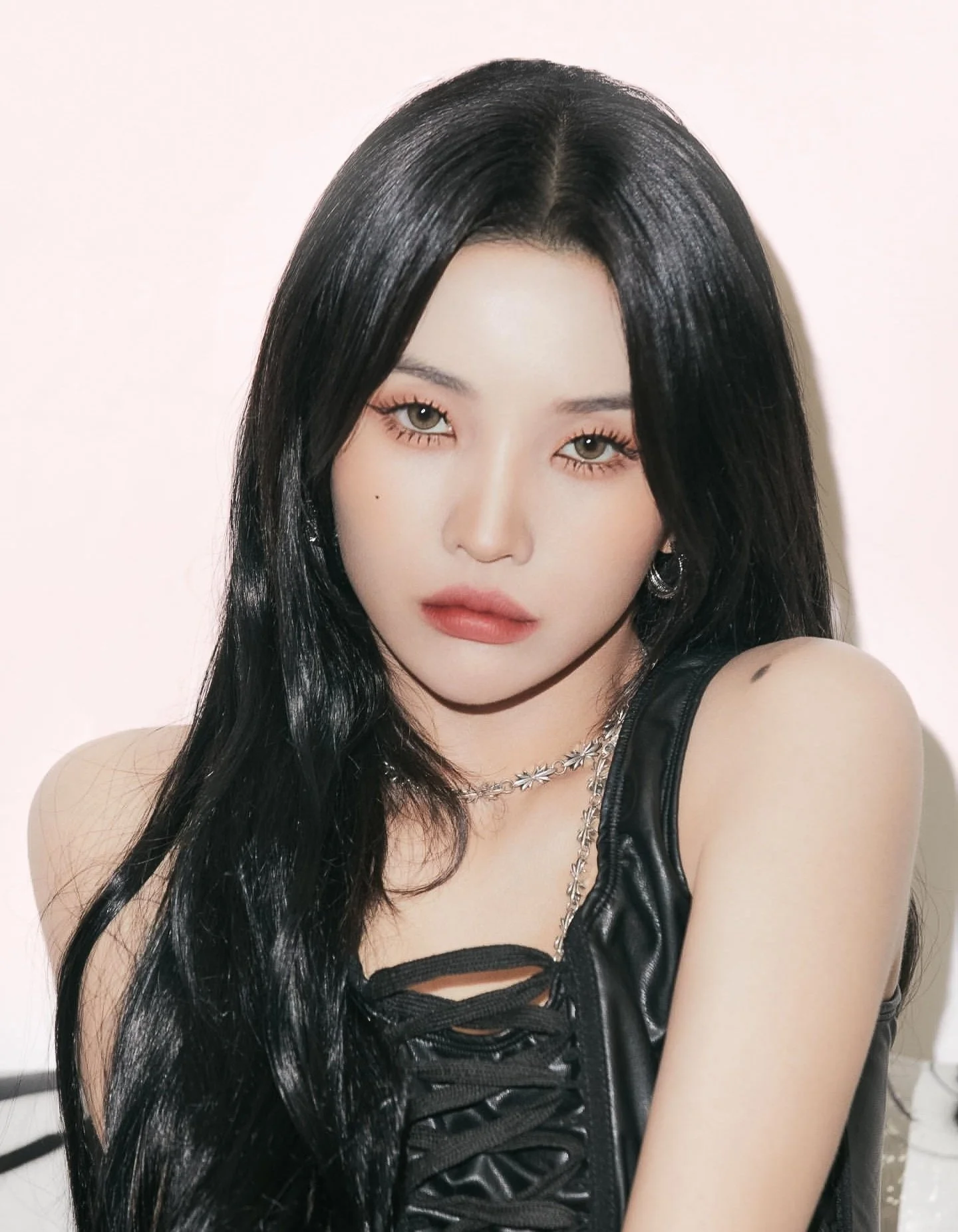 Get To Know (G)I-dle Queens of Kpop 👸🏼 — Cranraz