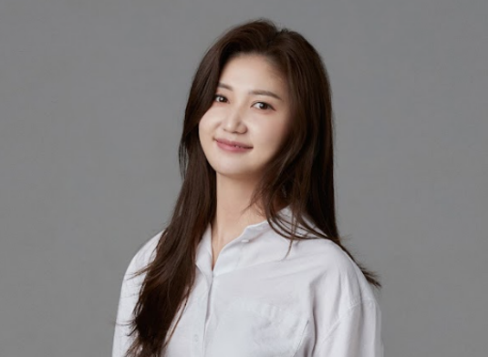 Big Hit Music announced on the 26th that it has appointed GM Shin Sun-jung  as its new CEO.Shin Sun-j.. - MK