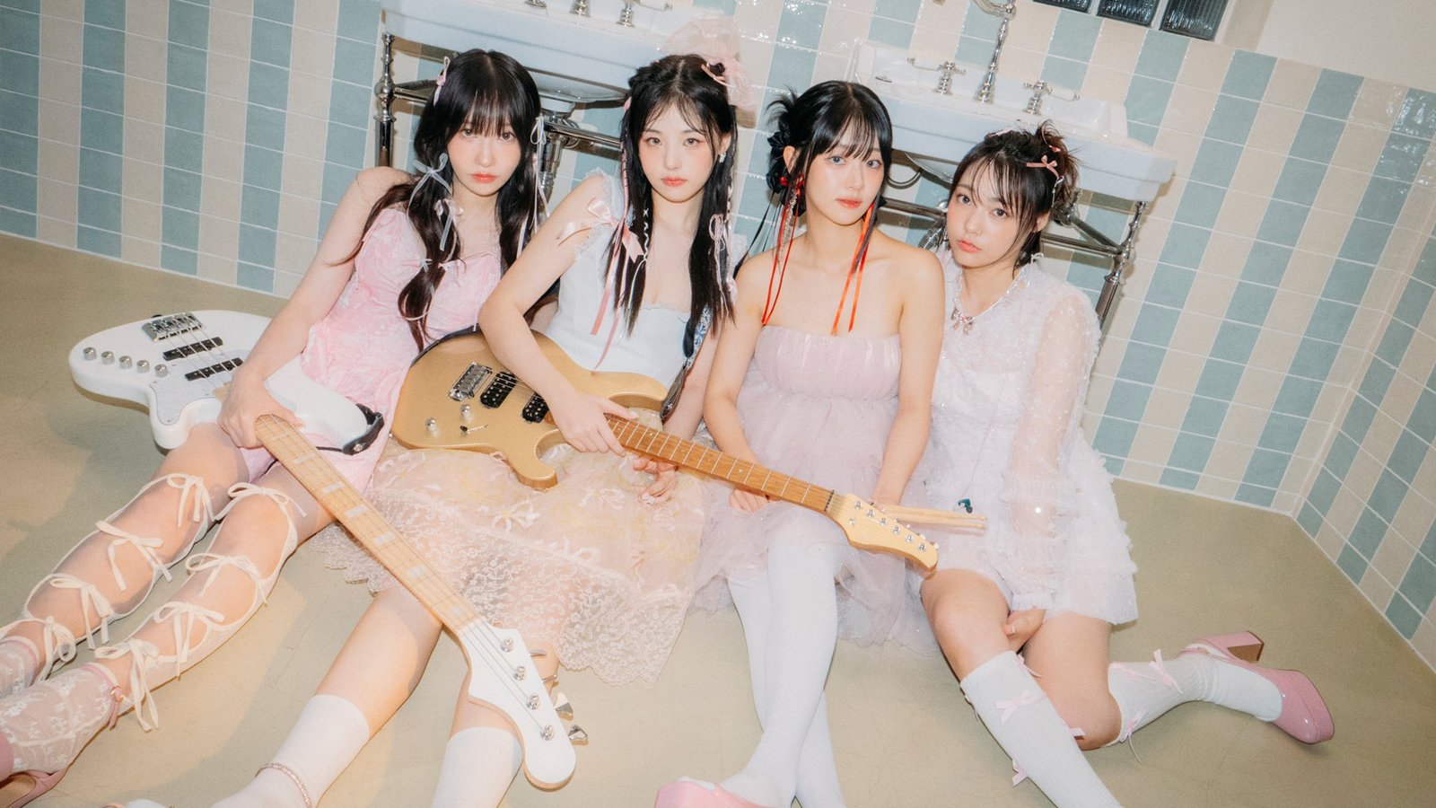 Introduction à QWER Kpop Band 2024 : membres, albums et plus !